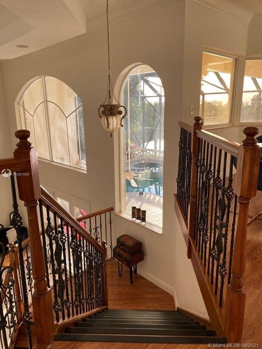 Недавно арендовано: $13,000 (5 спален, 4 ванн, 4718 Квадратных фут)