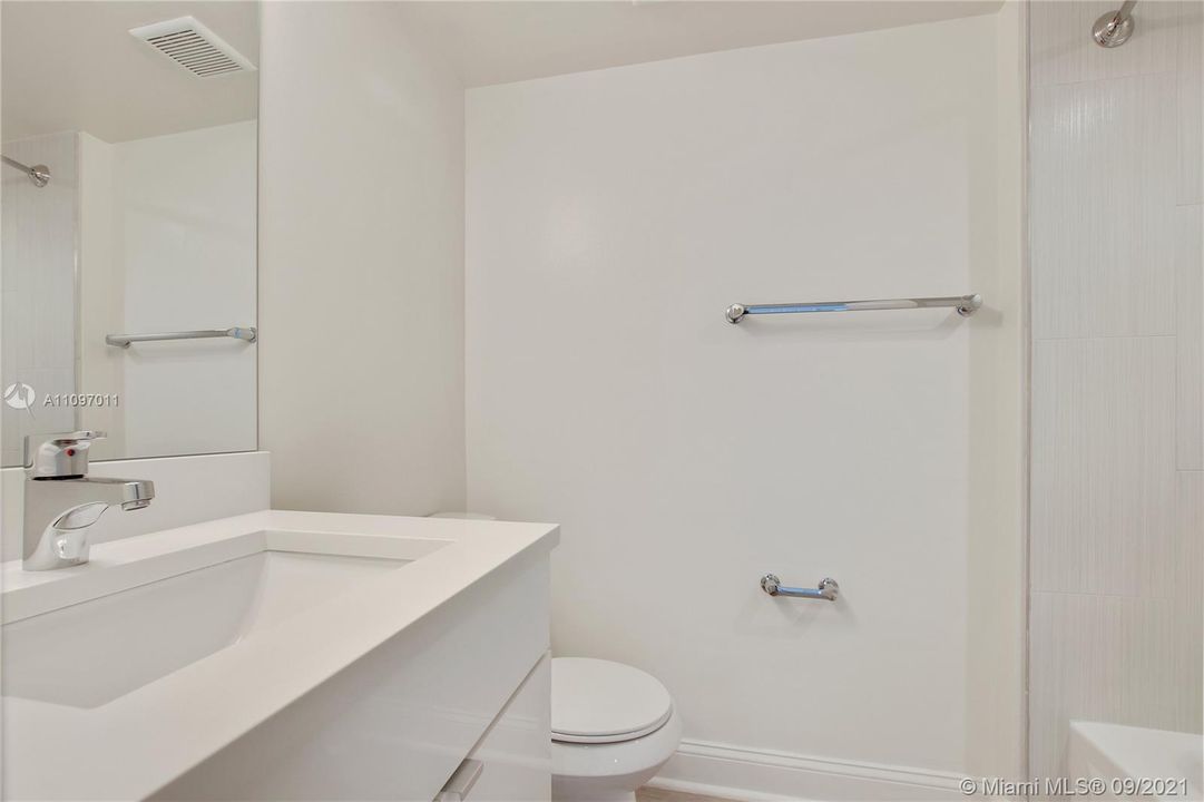 Недавно арендовано: $1,959 (1 спален, 1 ванн, 795 Квадратных фут)