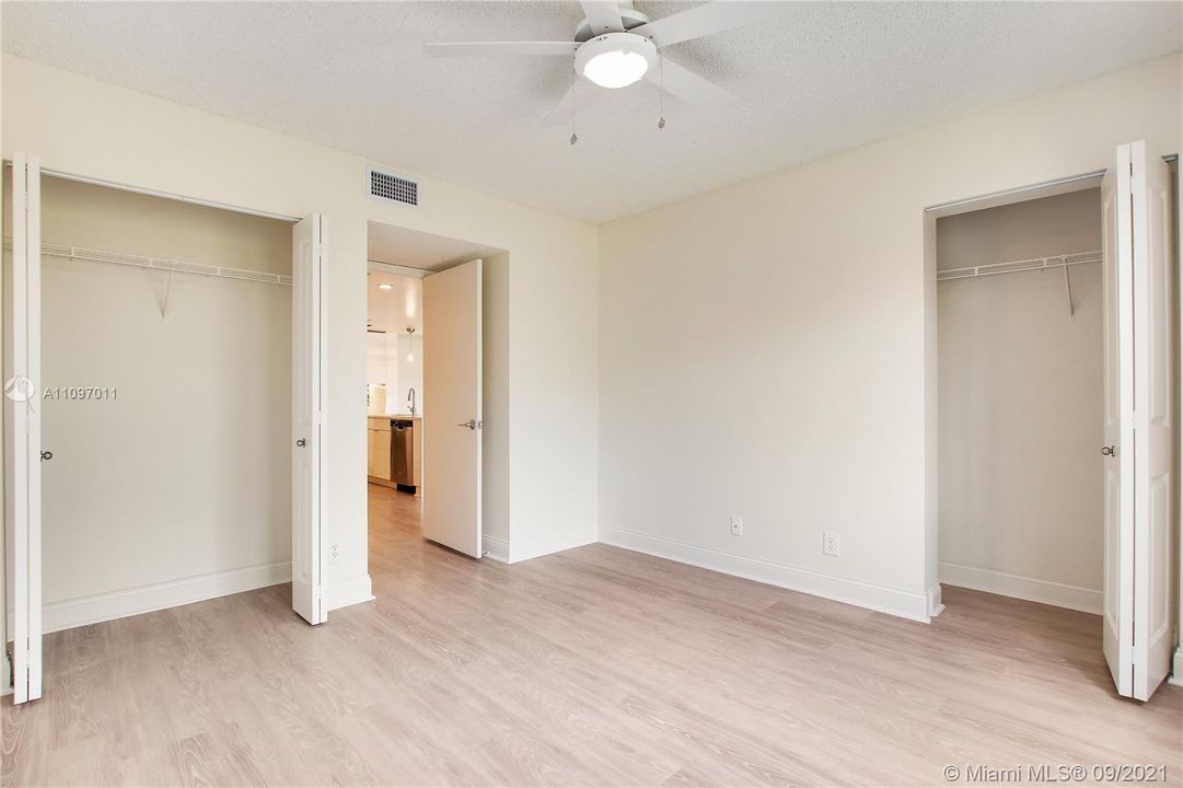 Recently Rented: $1,959 (1 beds, 1 baths, 795 Square Feet)