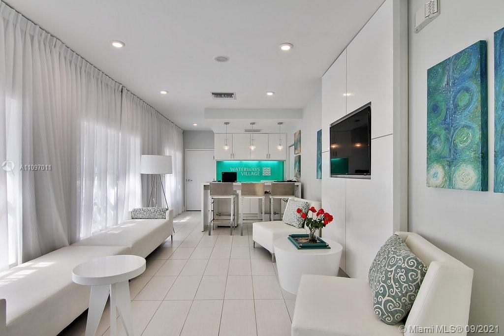 Recently Rented: $1,959 (1 beds, 1 baths, 795 Square Feet)