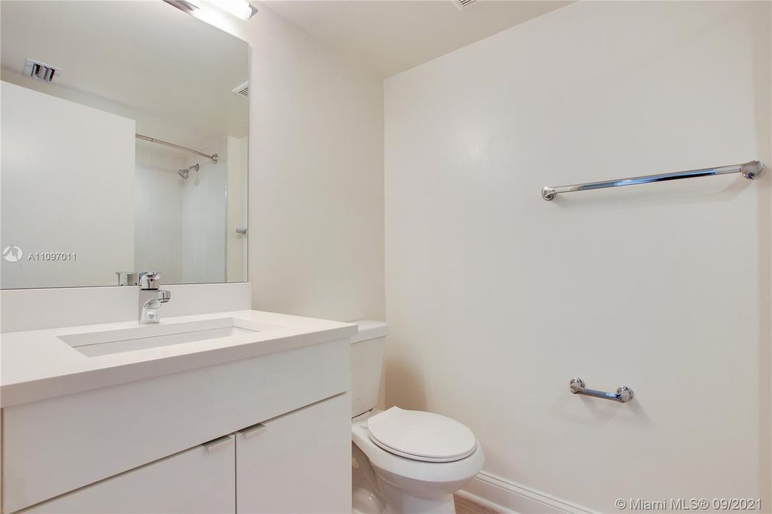 最近租的: $1,959 (1 贝兹, 1 浴室, 795 平方英尺)