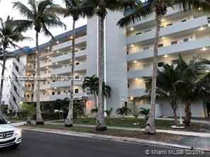 Recently Sold: $223,000 (1 beds, 1 baths, 836 Square Feet)