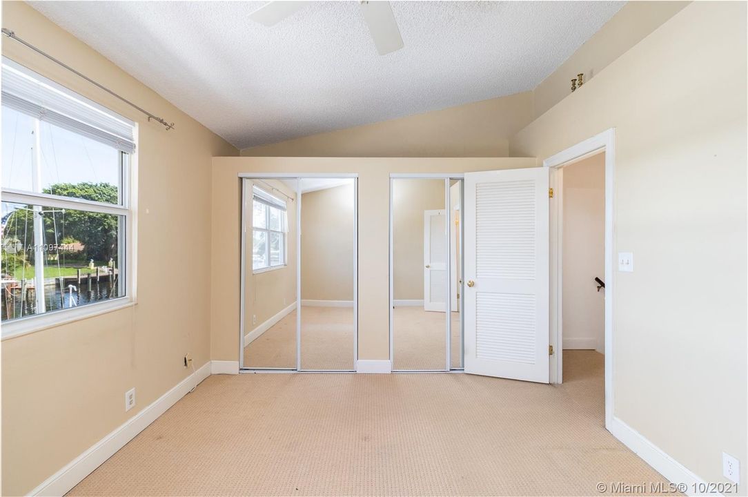 Recently Sold: $429,000 (2 beds, 2 baths, 1008 Square Feet)