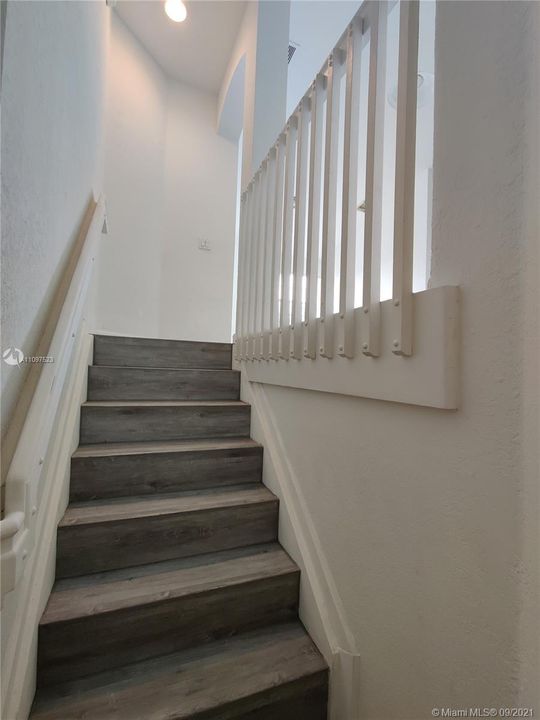 Recientemente alquilado: $1,600 (2 camas, 2 baños, 1022 Pies cuadrados)