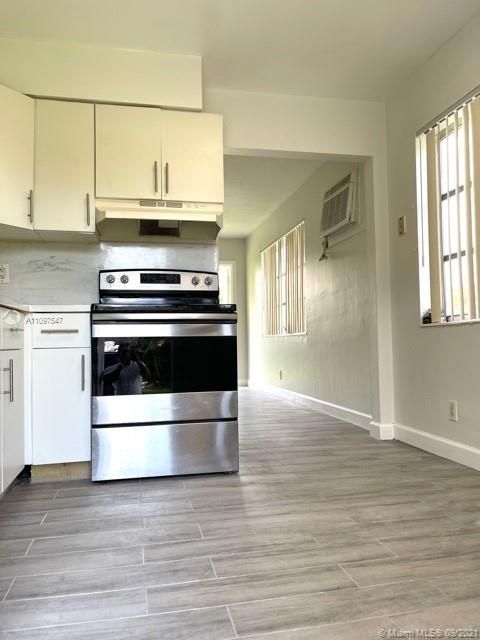 Недавно арендовано: $1,650 (2 спален, 1 ванн, 0 Квадратных фут)