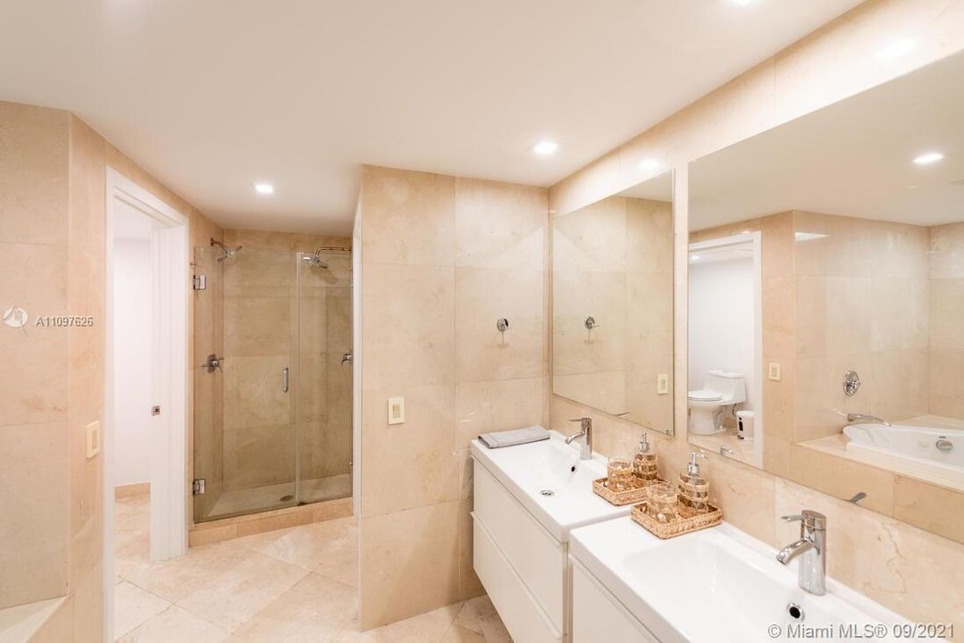 Недавно арендовано: $12,000 (3 спален, 3 ванн, 1820 Квадратных фут)