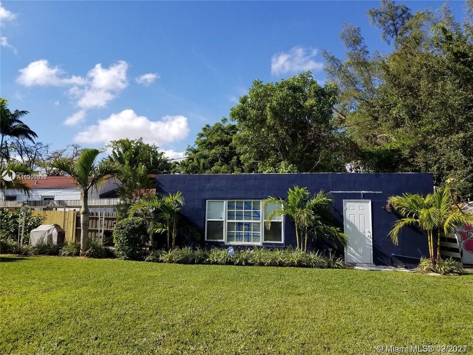 Recently Sold: $1,199,000 (4 beds, 3 baths, 2109 Square Feet)