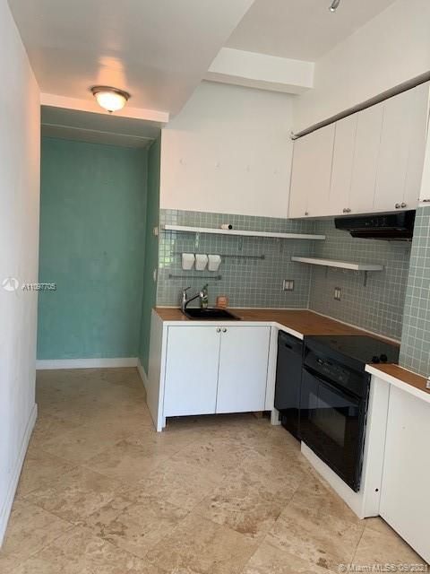 Recently Sold: $550,000 (2 beds, 2 baths, 952 Square Feet)