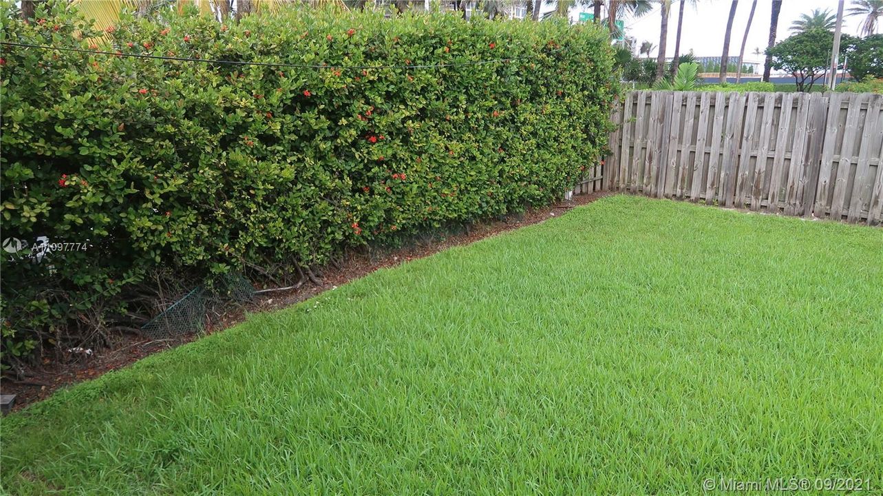 最近租的: $2,700 (3 贝兹, 2 浴室, 1200 平方英尺)