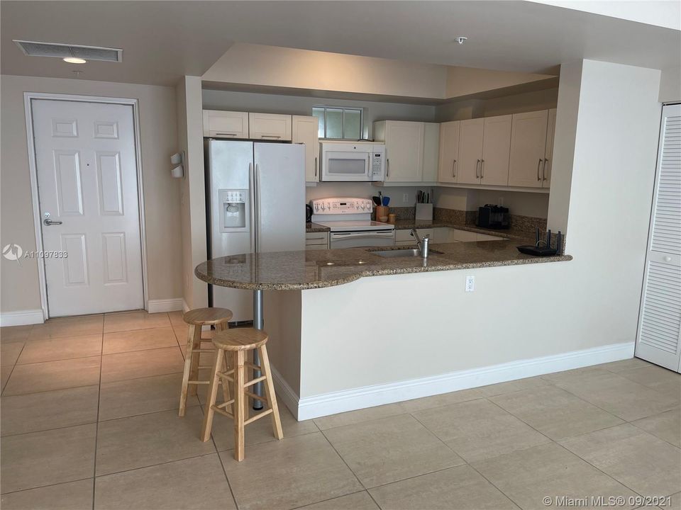 Recently Sold: $369,900 (2 beds, 2 baths, 1243 Square Feet)