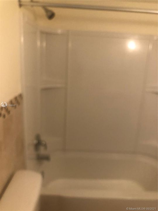 Недавно арендовано: $1,750 (2 спален, 1 ванн, 0 Квадратных фут)