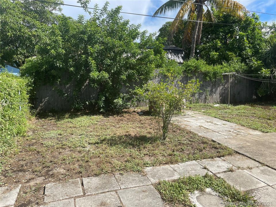 最近租的: $2,100 (3 贝兹, 2 浴室, 0 平方英尺)