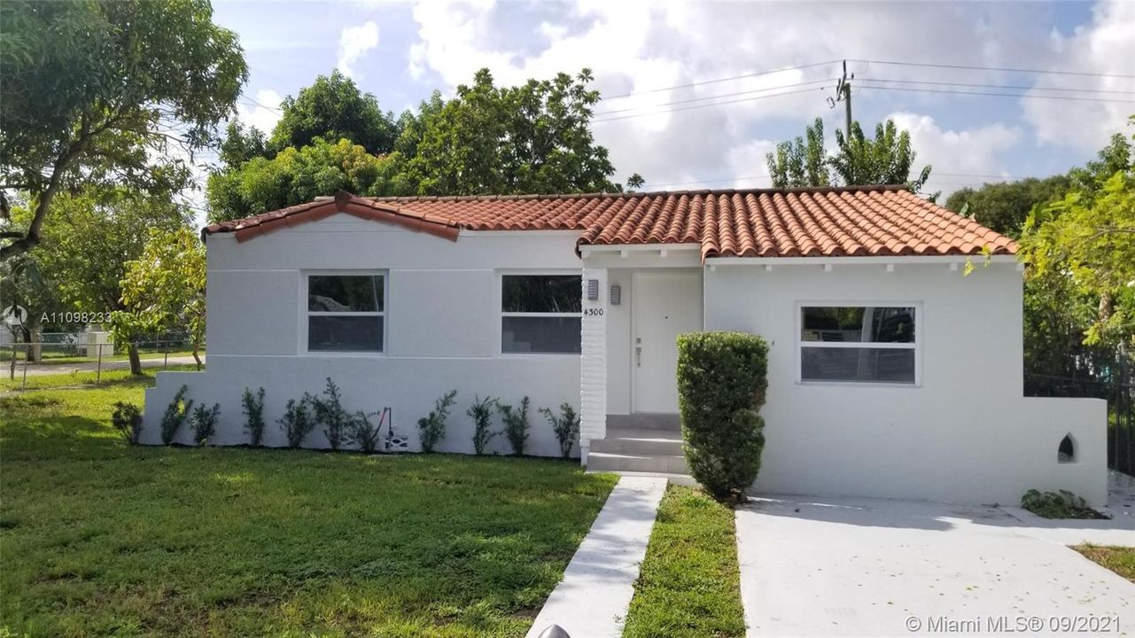 Recently Sold: $525,000 (3 beds, 2 baths, 1055 Square Feet)