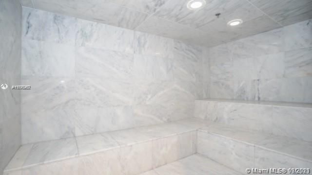 最近租的: $6,900 (3 贝兹, 3 浴室, 1687 平方英尺)