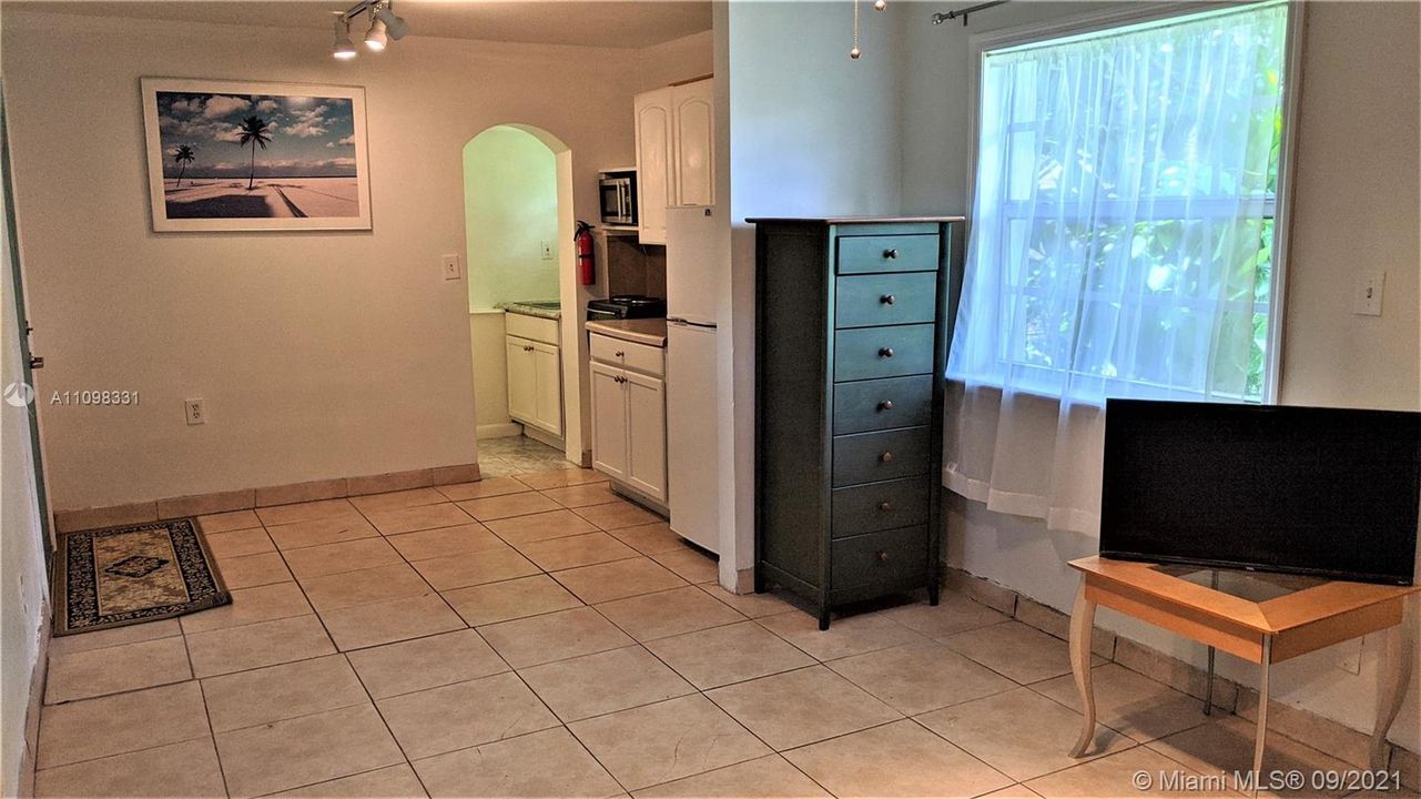 Recently Rented: $1,100 (0 beds, 1 baths, 276 Square Feet)