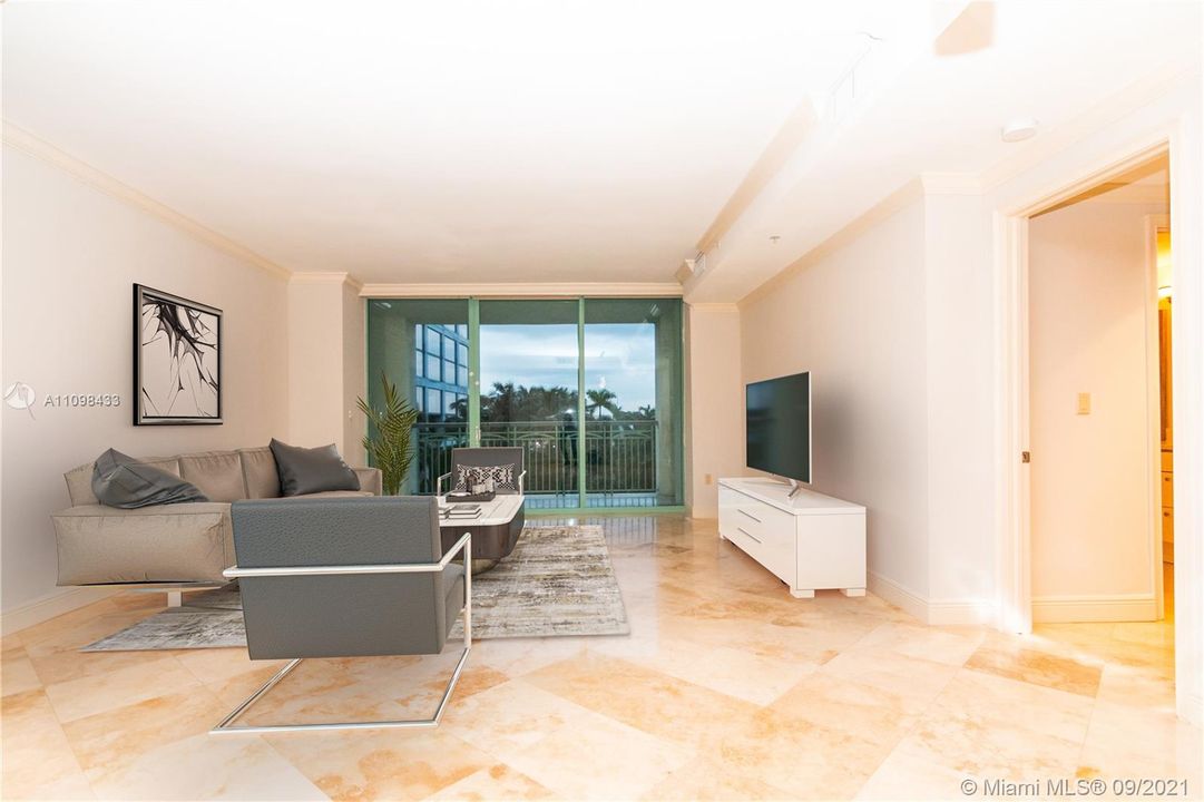 Recently Sold: $825,000 (2 beds, 2 baths, 1540 Square Feet)