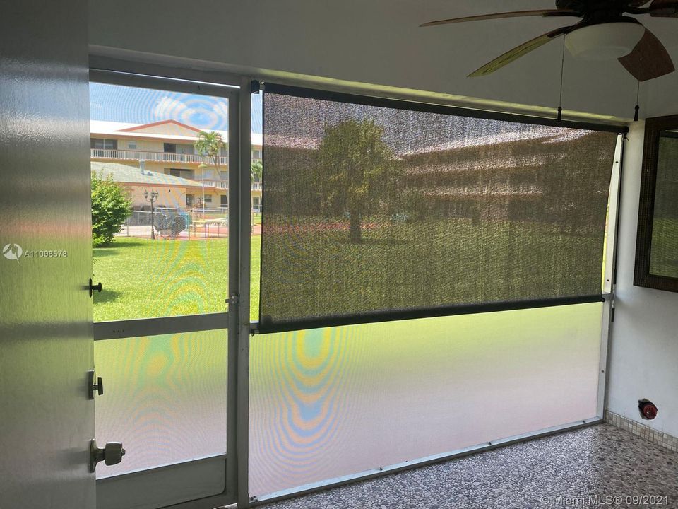 Recently Sold: $125,000 (1 beds, 1 baths, 720 Square Feet)