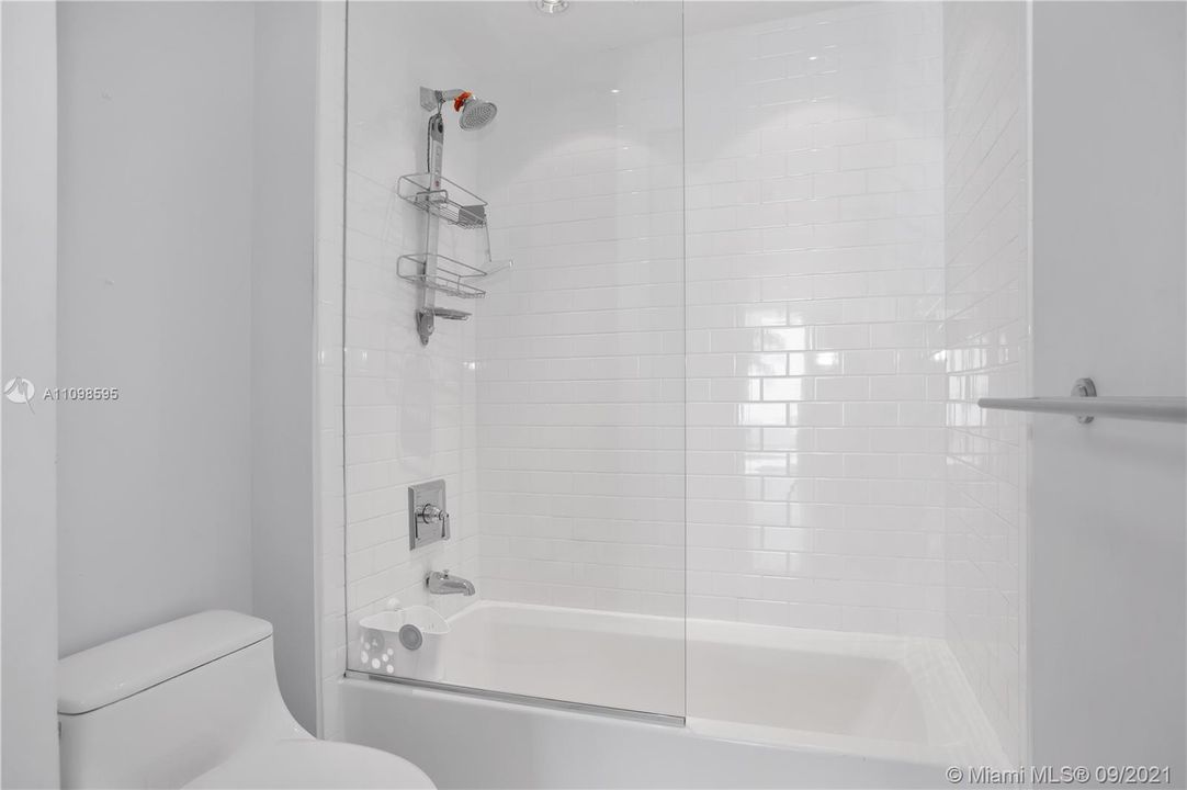 Недавно арендовано: $5,800 (2 спален, 2 ванн, 1242 Квадратных фут)