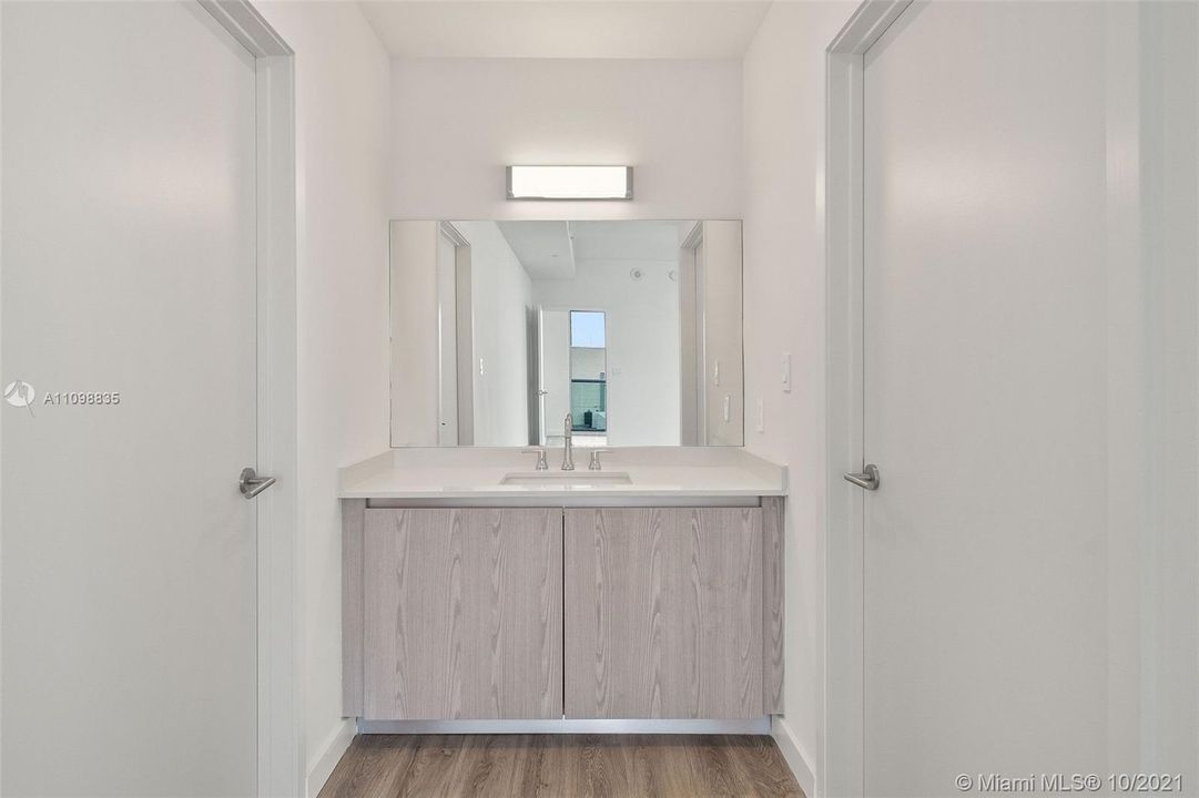 Recently Rented: $5,369 (2 beds, 2 baths, 1212 Square Feet)