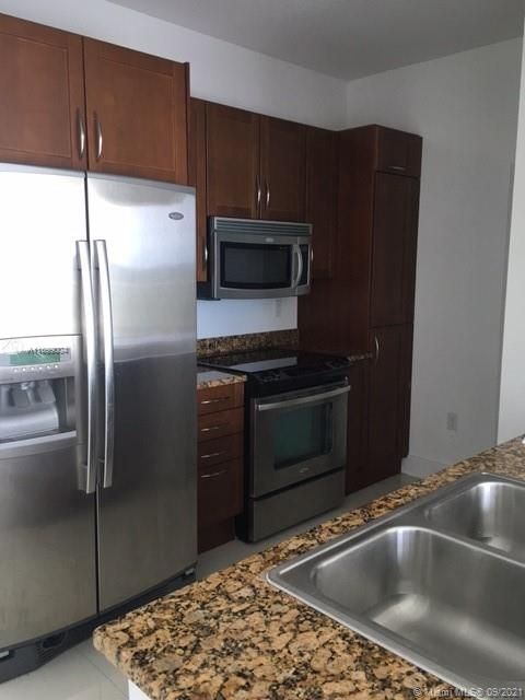 Recently Sold: $380,000 (2 beds, 2 baths, 1085 Square Feet)