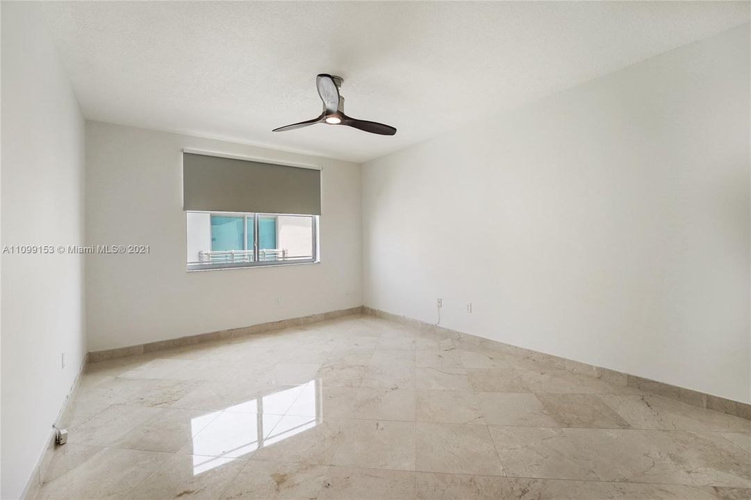 Recently Rented: $3,000 (1 beds, 1 baths, 686 Square Feet)