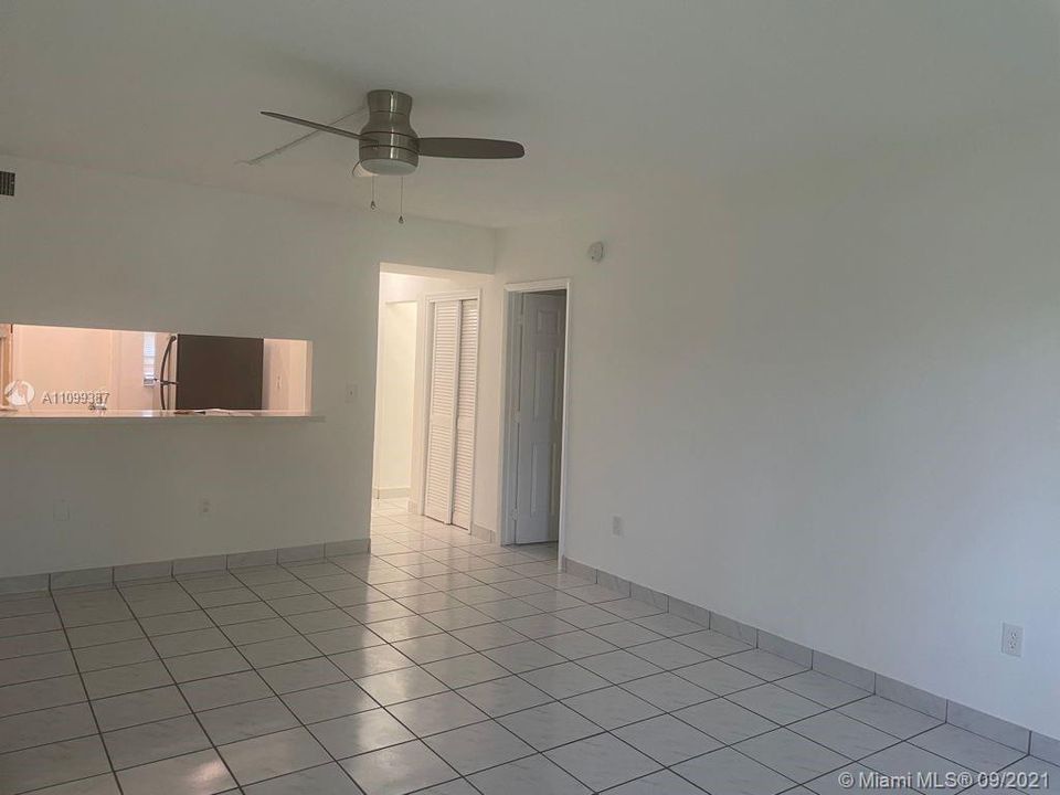 Recently Sold: $173,000 (1 beds, 1 baths, 800 Square Feet)