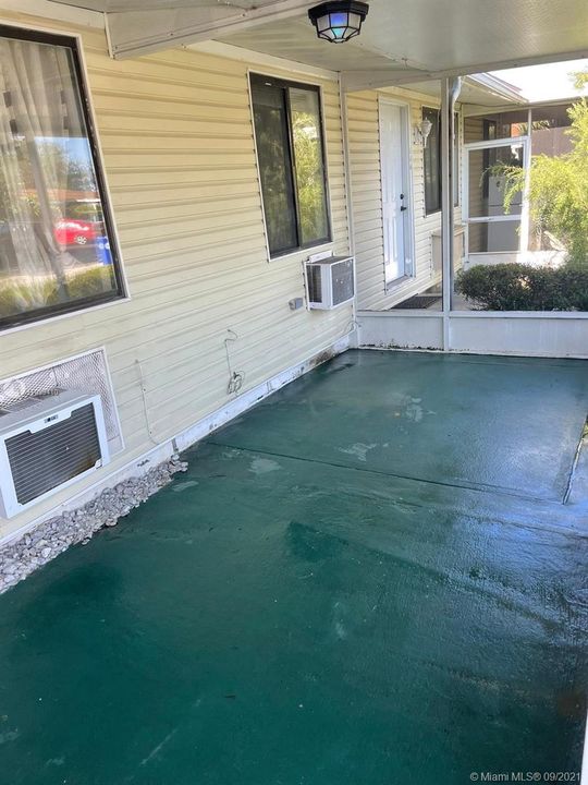 Recently Sold: $83,000 (1 beds, 1 baths, 550 Square Feet)