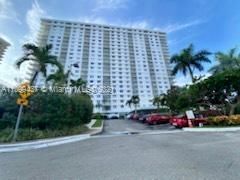 Recently Sold: $225,000 (1 beds, 1 baths, 762 Square Feet)