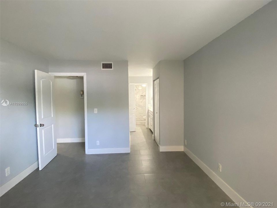 Recently Sold: $224,990 (2 beds, 2 baths, 1200 Square Feet)