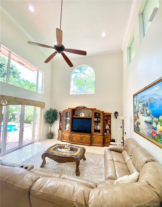 Recently Sold: $1,495,000 (5 beds, 4 baths, 3579 Square Feet)
