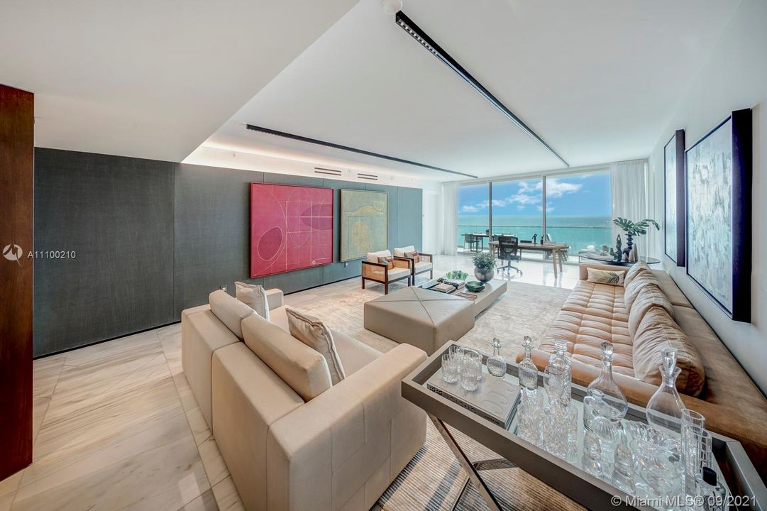 Recently Sold: $8,300,000 (3 beds, 4 baths, 3450 Square Feet)