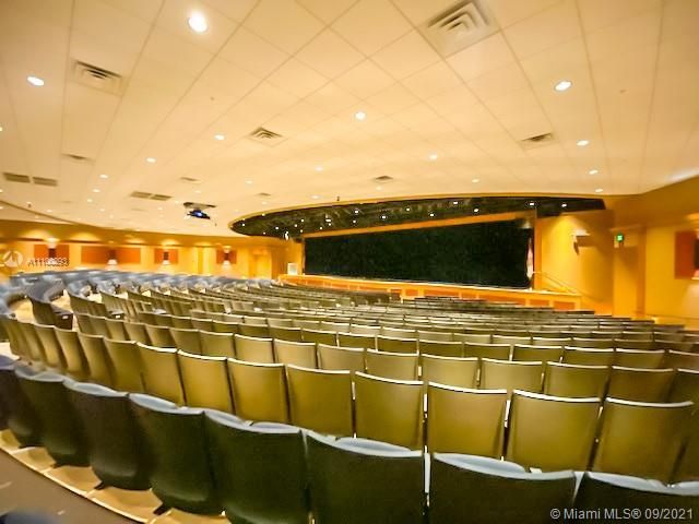 theather to 1200 persons
