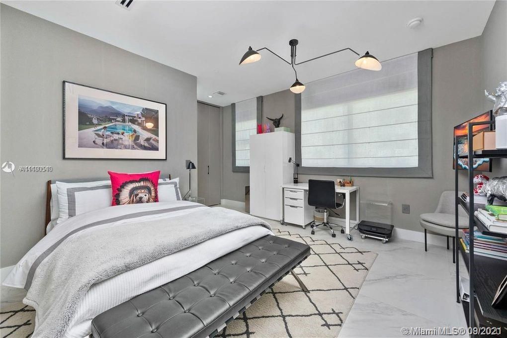Недавно арендовано: $14,000 (3 спален, 3 ванн, 2213 Квадратных фут)