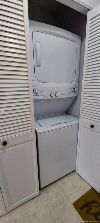 Washer & Dryer