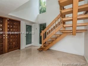 Recientemente alquilado: $7,000 (4 camas, 3 baños, 2612 Pies cuadrados)