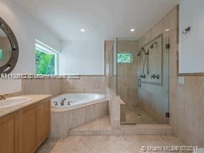 Recientemente alquilado: $7,000 (4 camas, 3 baños, 2612 Pies cuadrados)