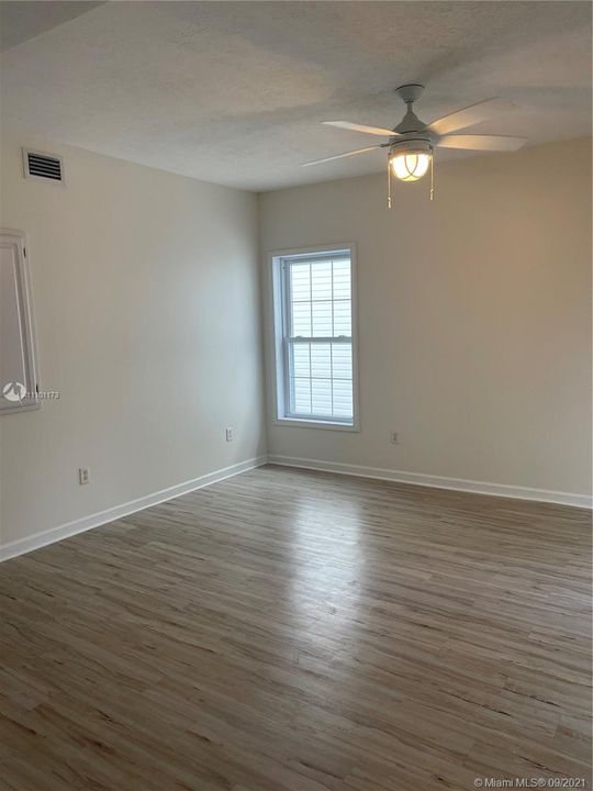 Недавно арендовано: $3,650 (3 спален, 2 ванн, 1488 Квадратных фут)