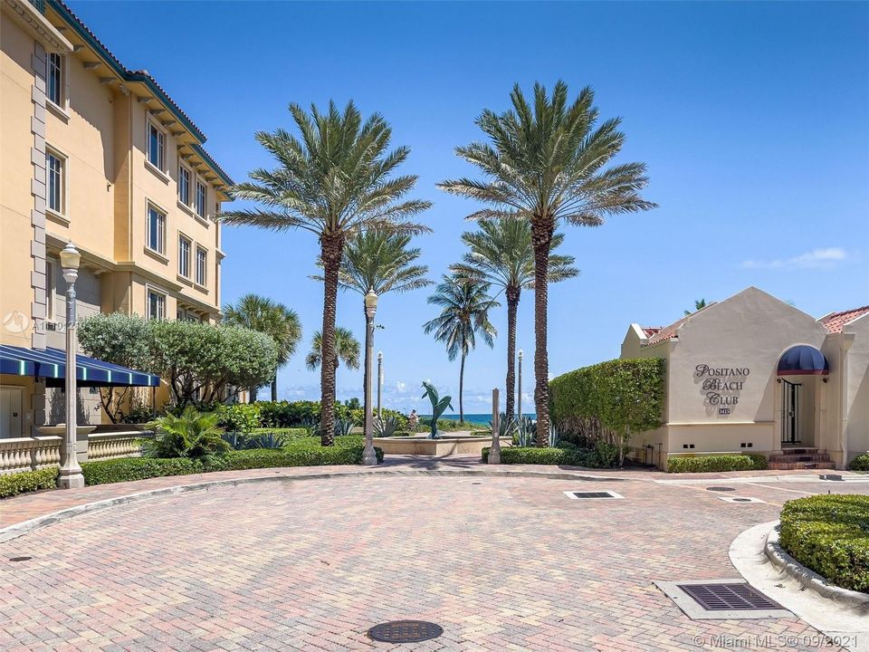 Recently Sold: $2,195,000 (3 beds, 3 baths, 3323 Square Feet)