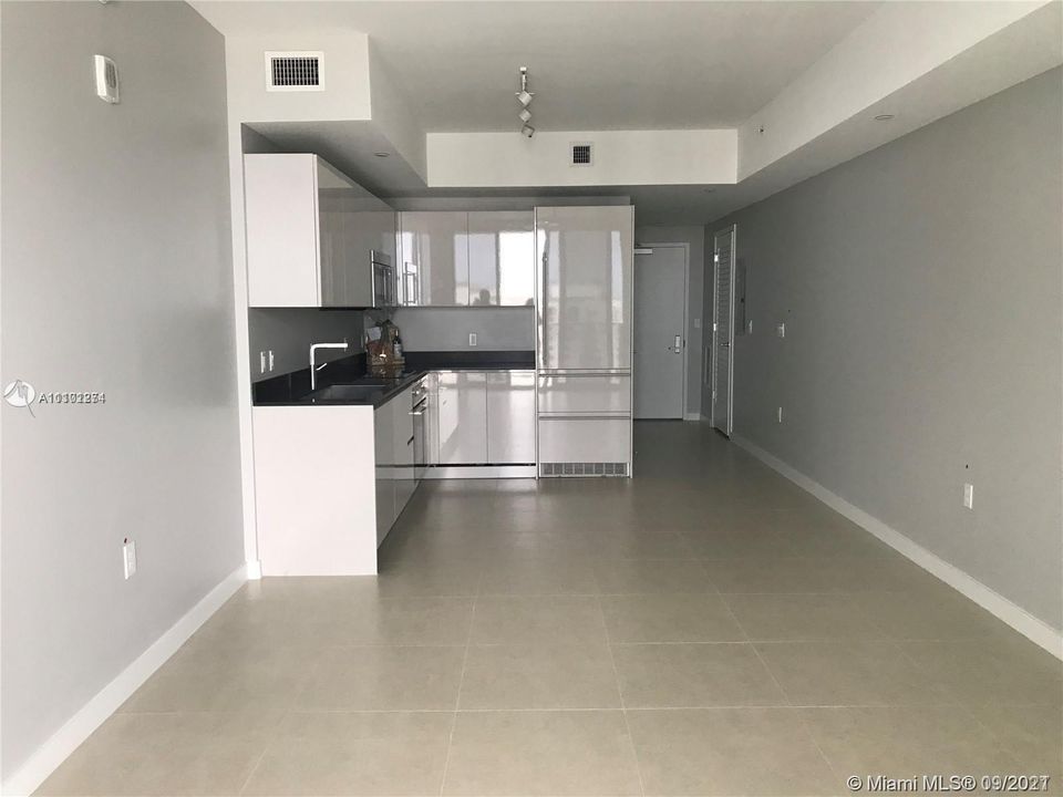 Recently Sold: $330,000 (0 beds, 1 baths, 442 Square Feet)