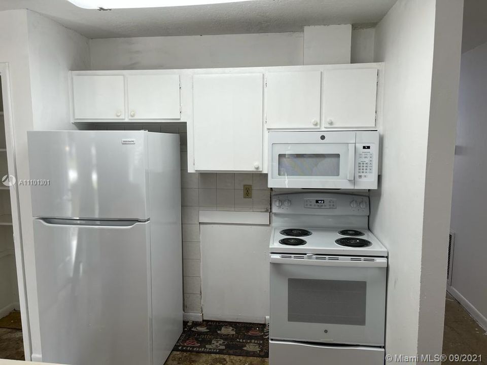 Vendido Recientemente: $150,000 (2 camas, 2 baños, 920 Pies cuadrados)