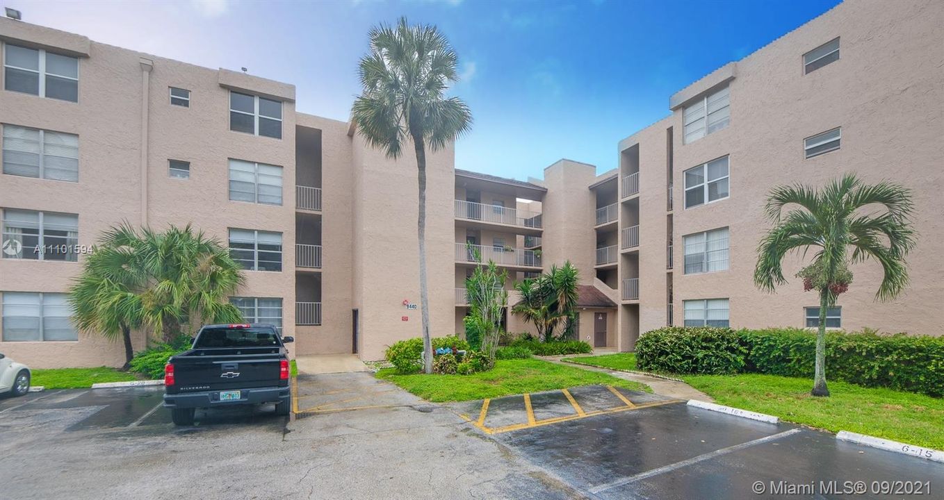 Recently Sold: $120,000 (1 beds, 1 baths, 654 Square Feet)