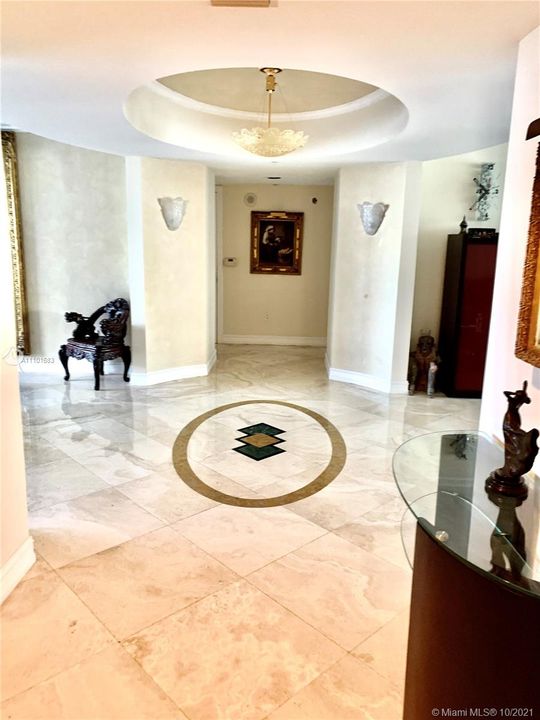 Recently Sold: $1,995,000 (3 beds, 4 baths, 2649 Square Feet)