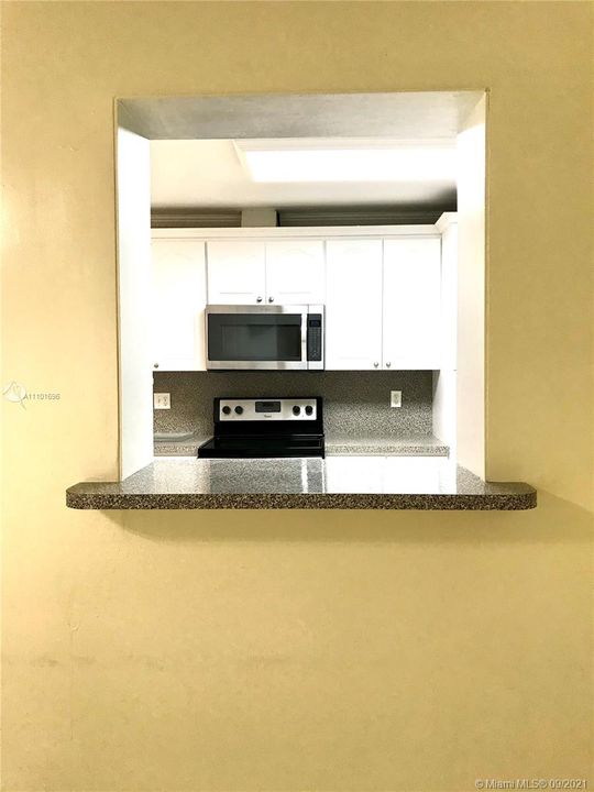 Недавно арендовано: $3,200 (4 спален, 2 ванн, 2603 Квадратных фут)