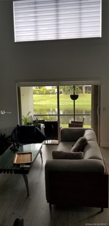 Vendido Recientemente: $375,000 (3 camas, 2 baños, 1511 Pies cuadrados)