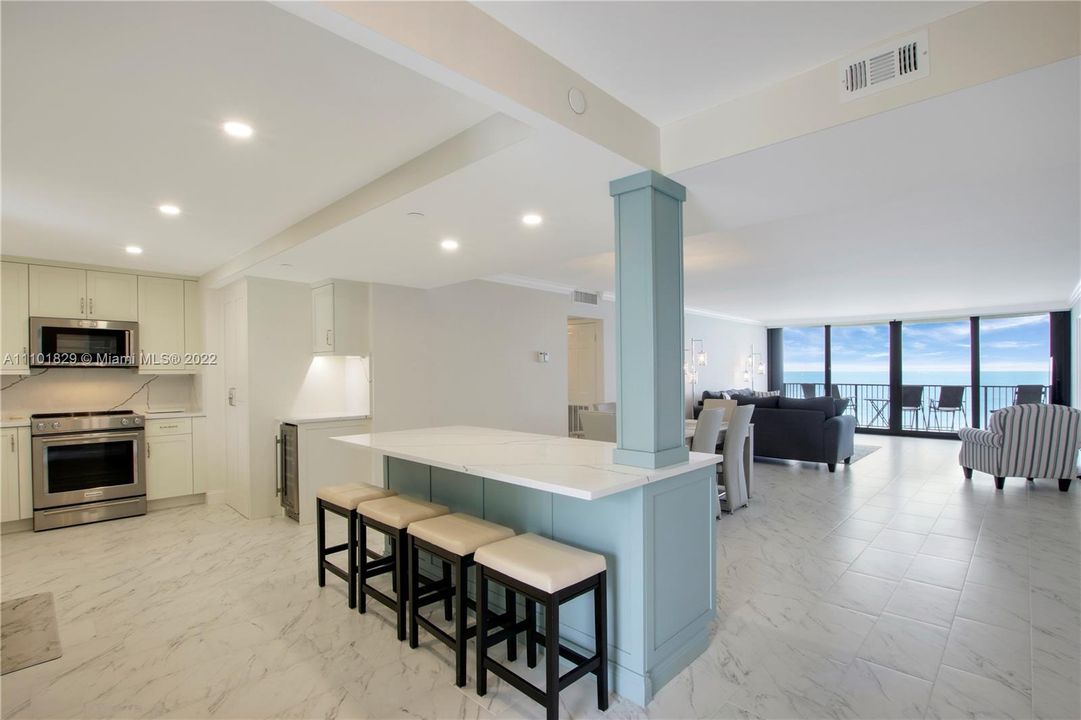 Recently Sold: $2,500,000 (3 beds, 2 baths, 1800 Square Feet)