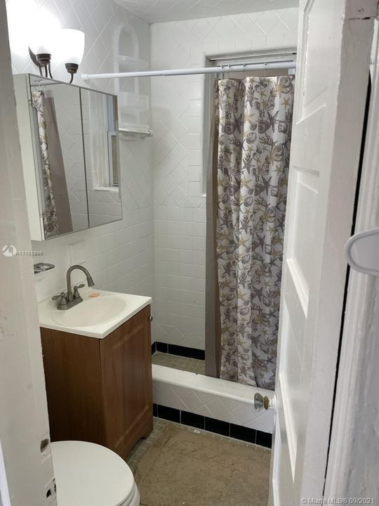 最近租的: $875 (0 贝兹, 1 浴室, 5310 平方英尺)