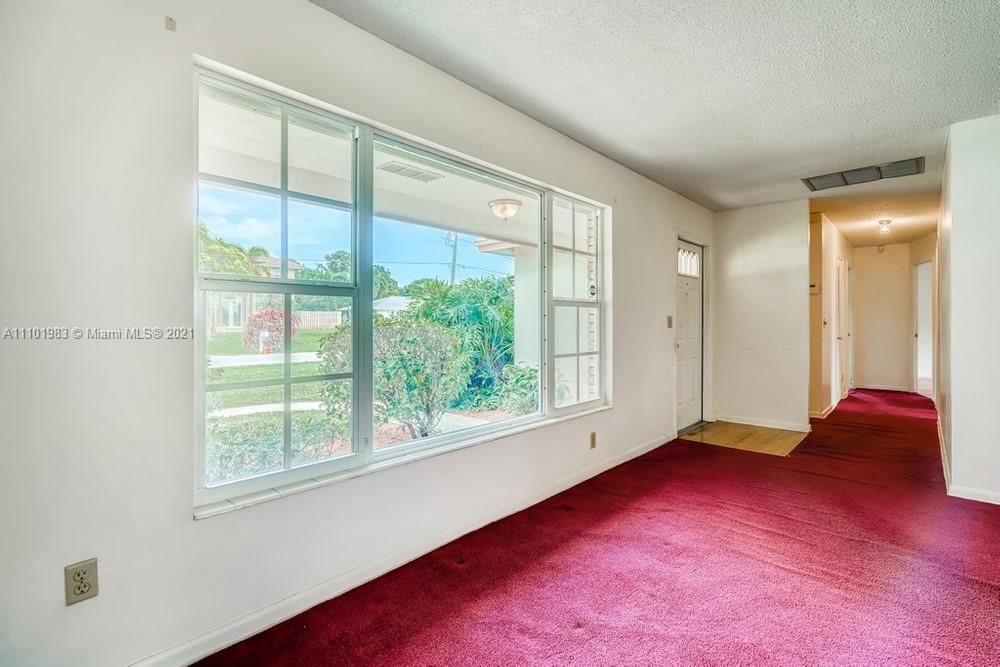 Recently Sold: $429,300 (3 beds, 2 baths, 1493 Square Feet)