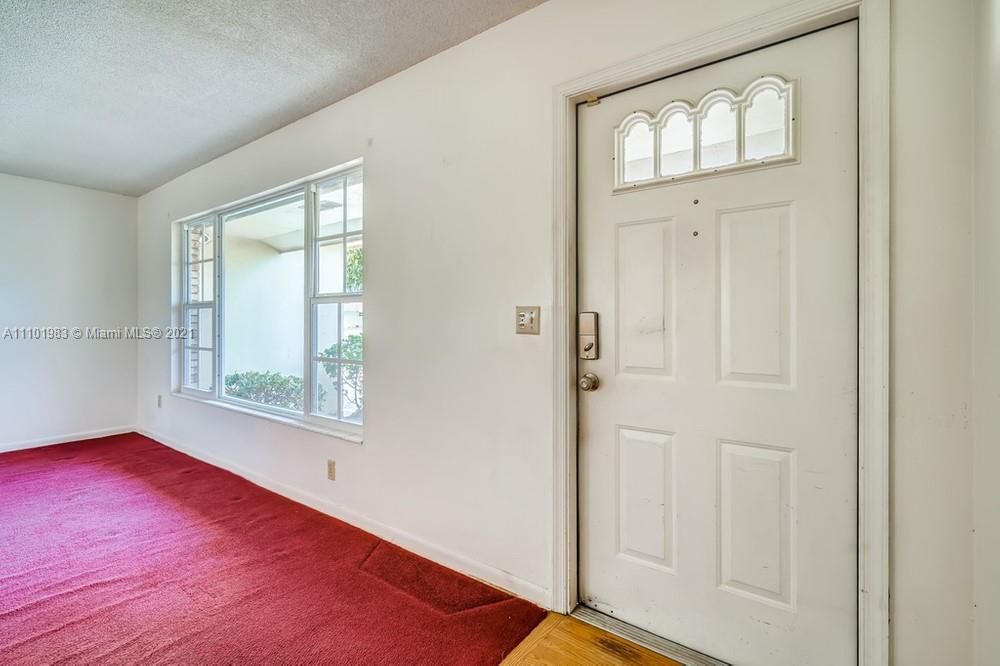 Recently Sold: $429,300 (3 beds, 2 baths, 1493 Square Feet)