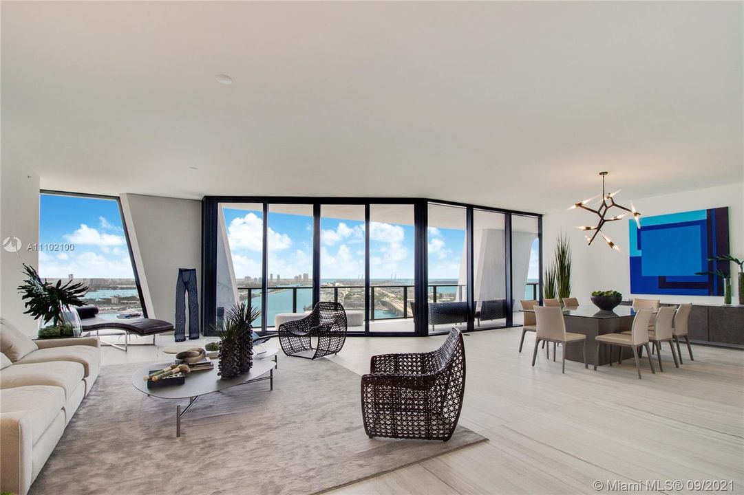 Recently Sold: $7,500,000 (4 beds, 5 baths, 4600 Square Feet)