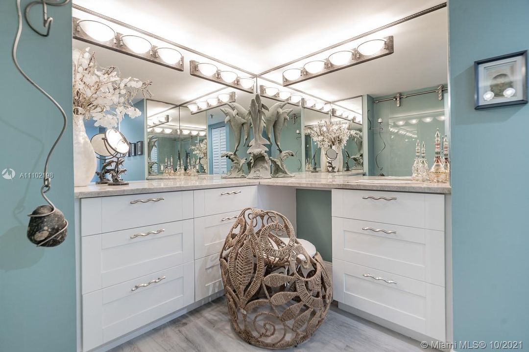 Recently Sold: $514,900 (2 beds, 2 baths, 0 Square Feet)